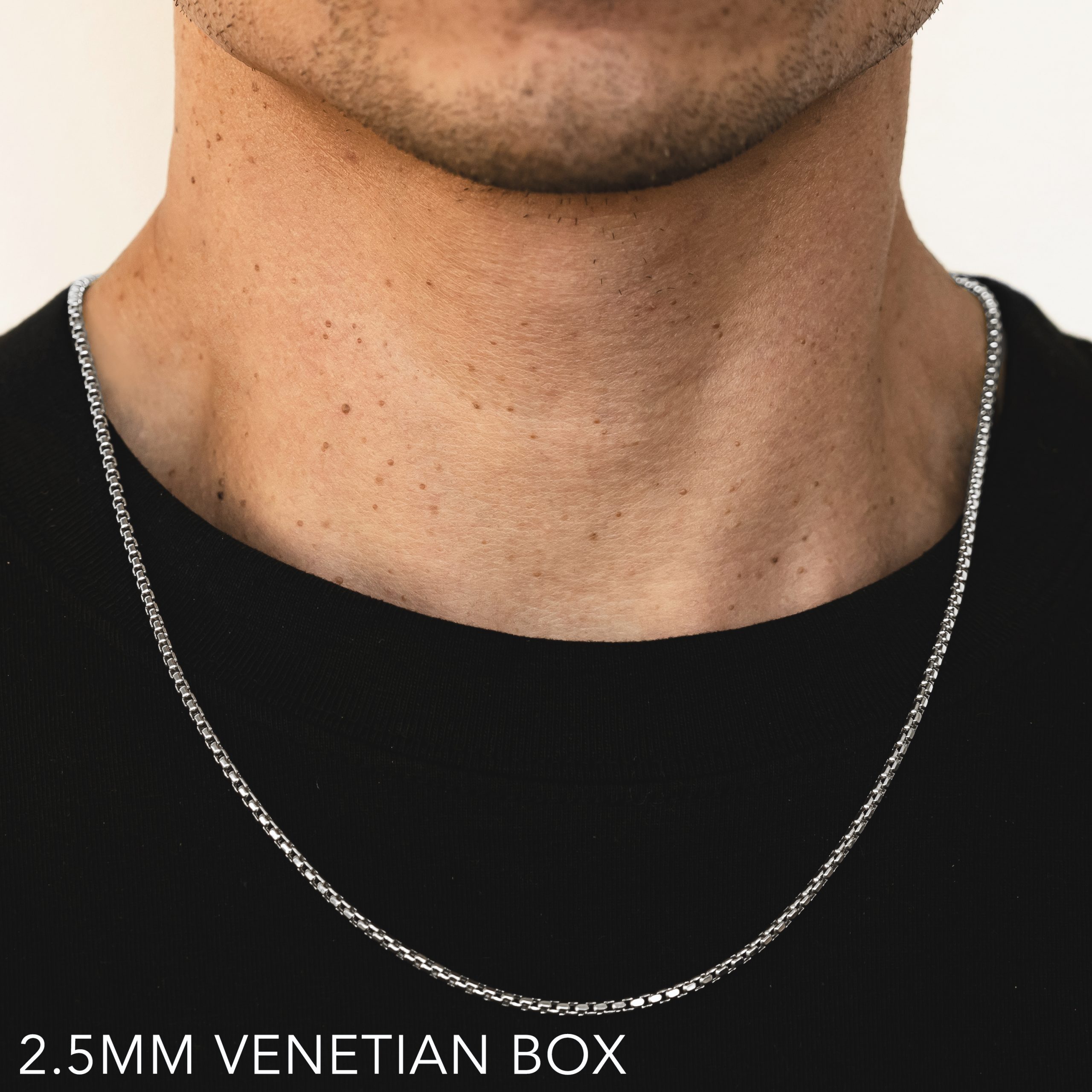 14k 2.5mm White Gold Venetian Box 22"