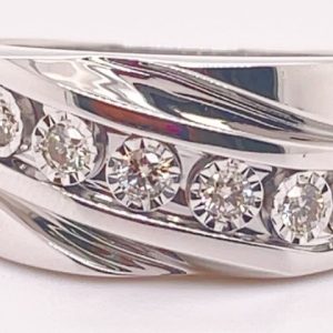 10K DIAMOND 0.32-0.33 CT MENS RING