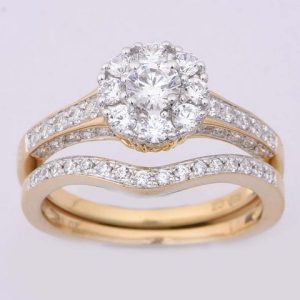 10K YELLOW GOLD DIAMOND 1.03-1.10 CT AND 0.30 CT CENTER ROUND SHAPE BRIDAL SET