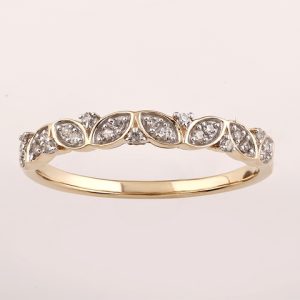 10K DIAMOND 0.11 CT RING
