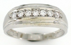 10K DIAMOND 0.24-0.26 CT MENS RING