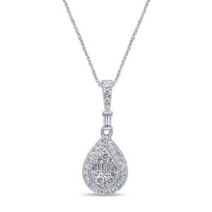 10k 0.25ct Charm "pear Shape"