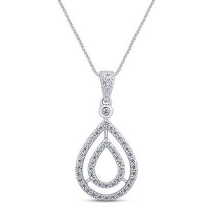 10k 0.33ct Charm "diamond Pear"